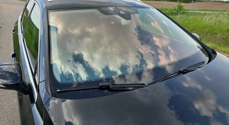 Volkswagen Passat cena 58999 przebieg: 229000, rok produkcji 2015 z Łomża małe 277